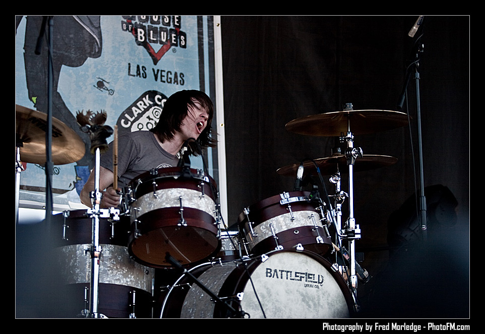 ExtremeThing2009BlessTheFall_008