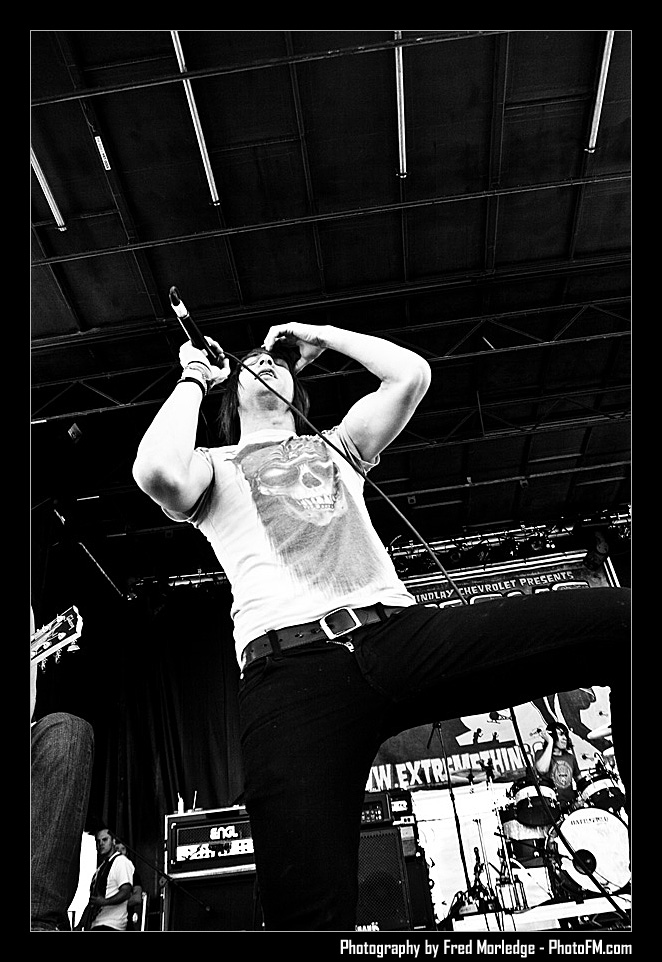 ExtremeThing2009BlessTheFall_017