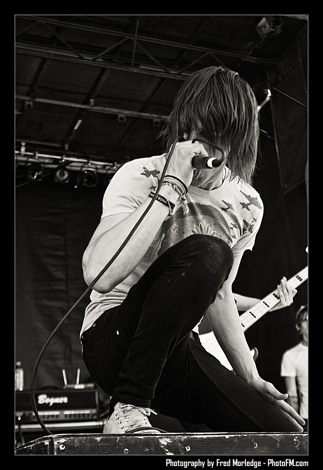 ExtremeThing2009BlessTheFall_018