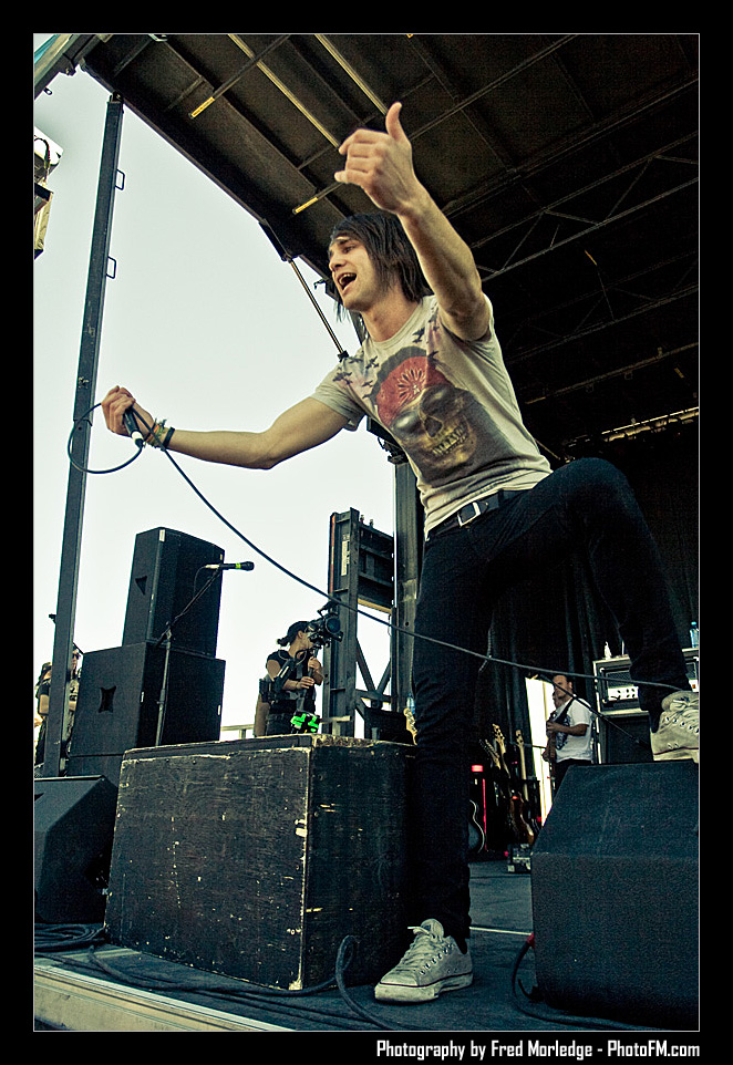 ExtremeThing2009BlessTheFall_021