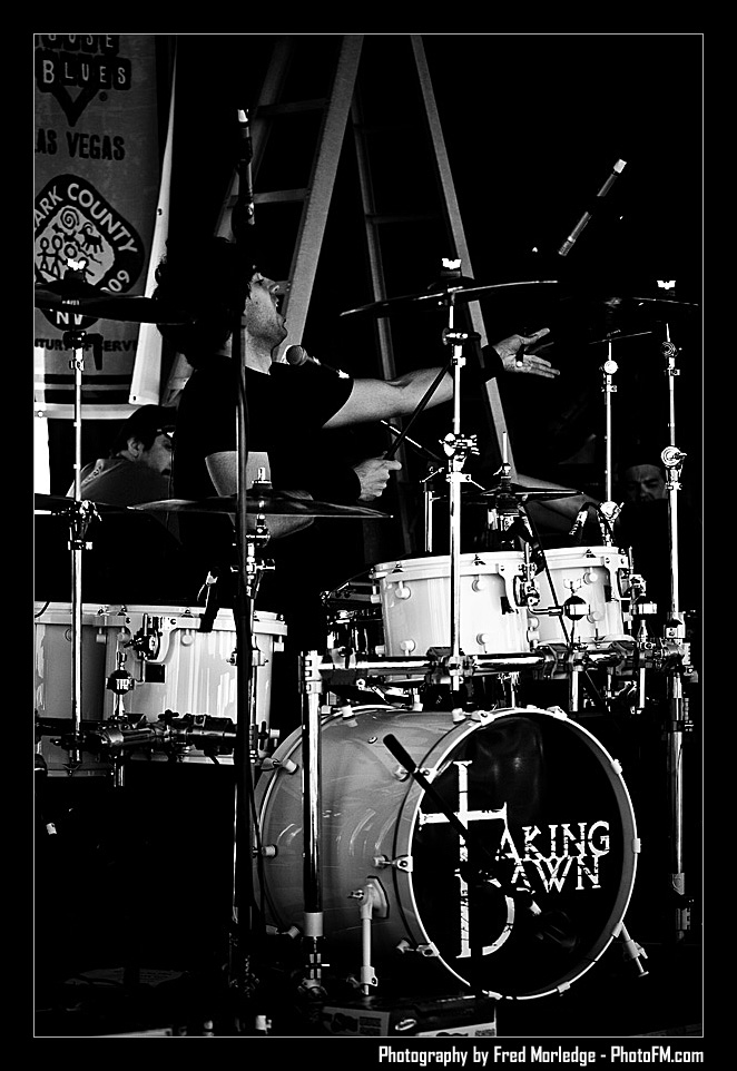 ExtremeThing2009TakingDawn_005