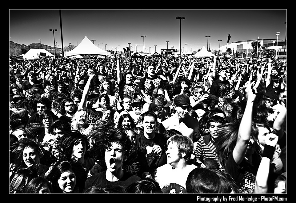 ExtremeThing2009TheCrowd_025