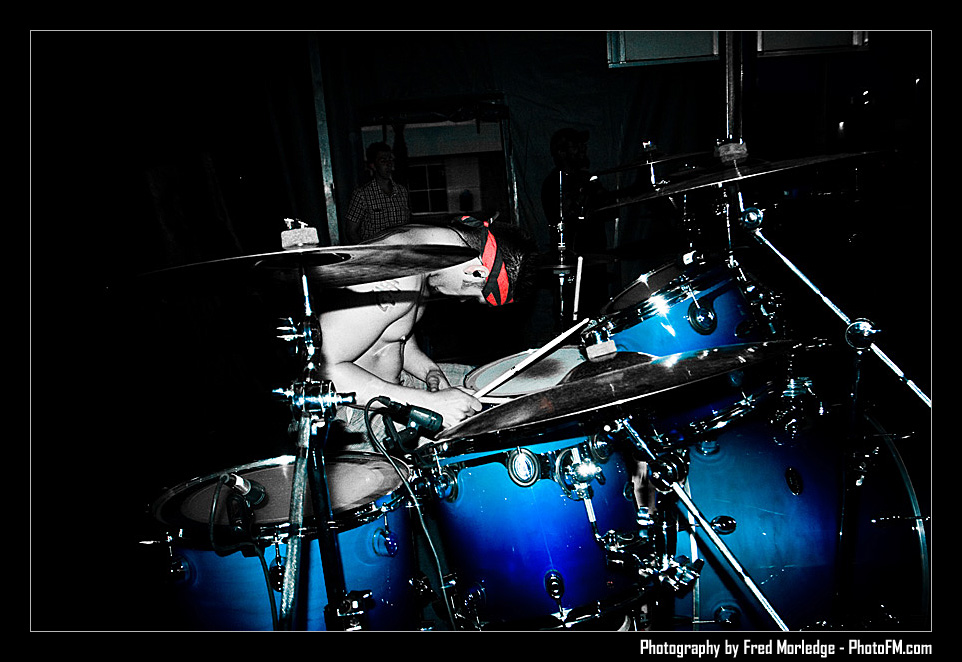 ExtremeThing2009DamnearDivine_012