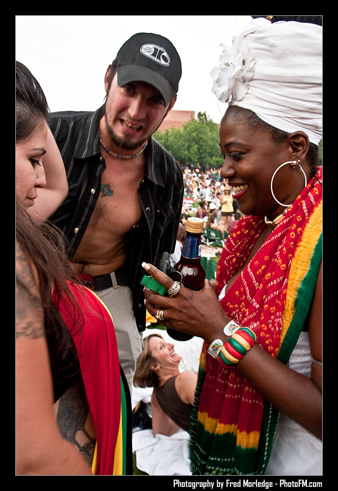 ReggaeInTheDesert2009Crowd028