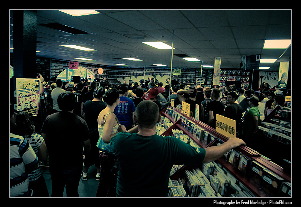 MxPx at Zia Records - July 22nd, 2007 -  Photography by PhotoFM.com - 014