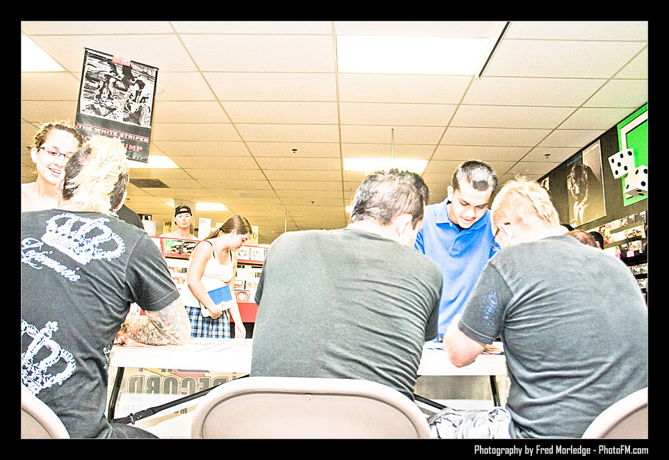 MxPx at Zia Records - July 22nd, 2007 -  Photography by PhotoFM.com - 032