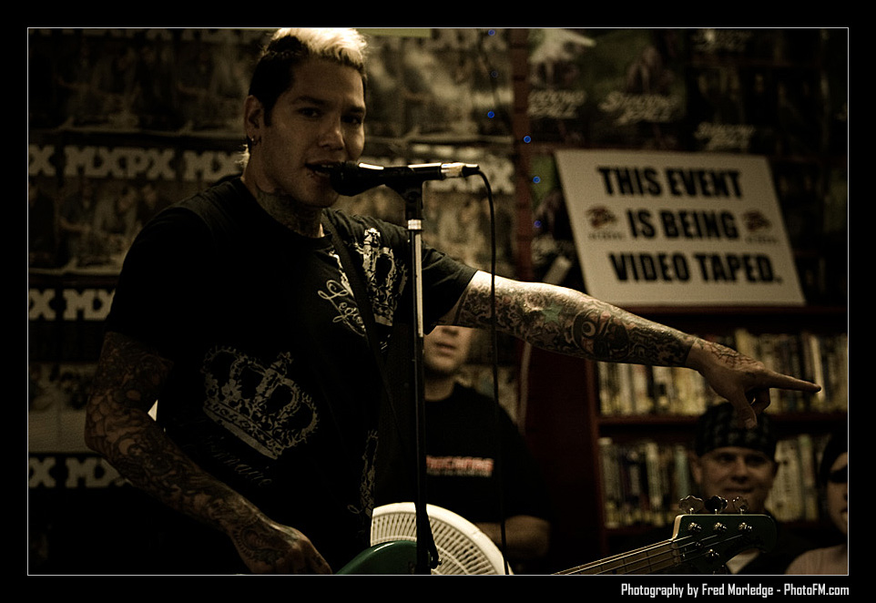 MxPx at Zia Records - July 22nd, 2007 -  Photography by PhotoFM.com - 081