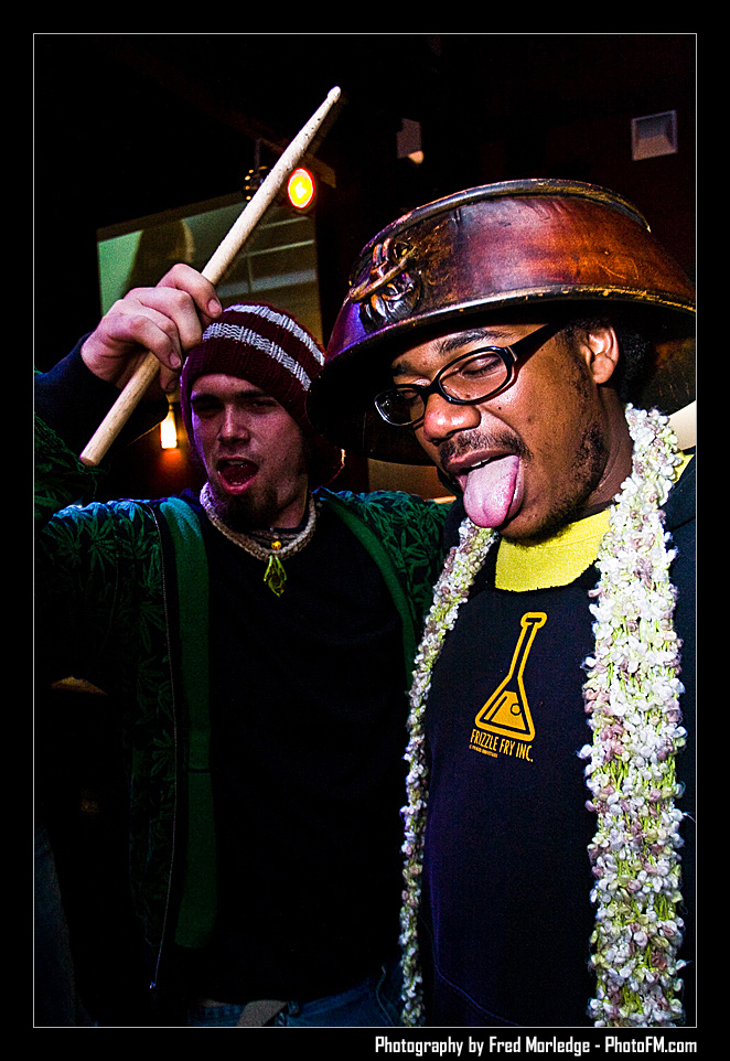 OpiumAlibiFreakinFrogbyPhotoFMFredMorledgeReasonToRebel_000